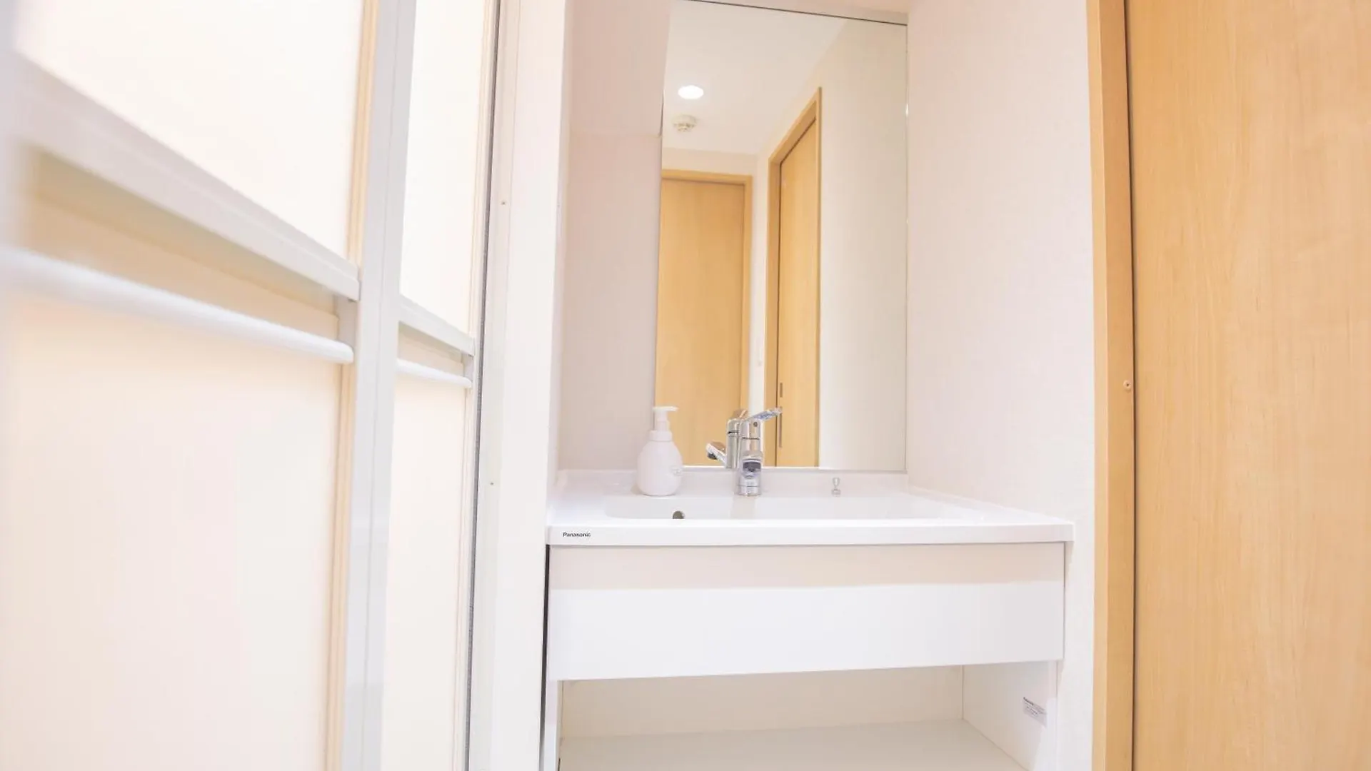 1Min Walk To Higashi Shinjuku Sta 8Ppl Shinjuku Gyoen丶 National Garden丶 Kabukicho丶 Shinjuku Station丶 Golden Gai丶 Tokyo Metropolitan Government Building Yyoqb 0*,  Japan